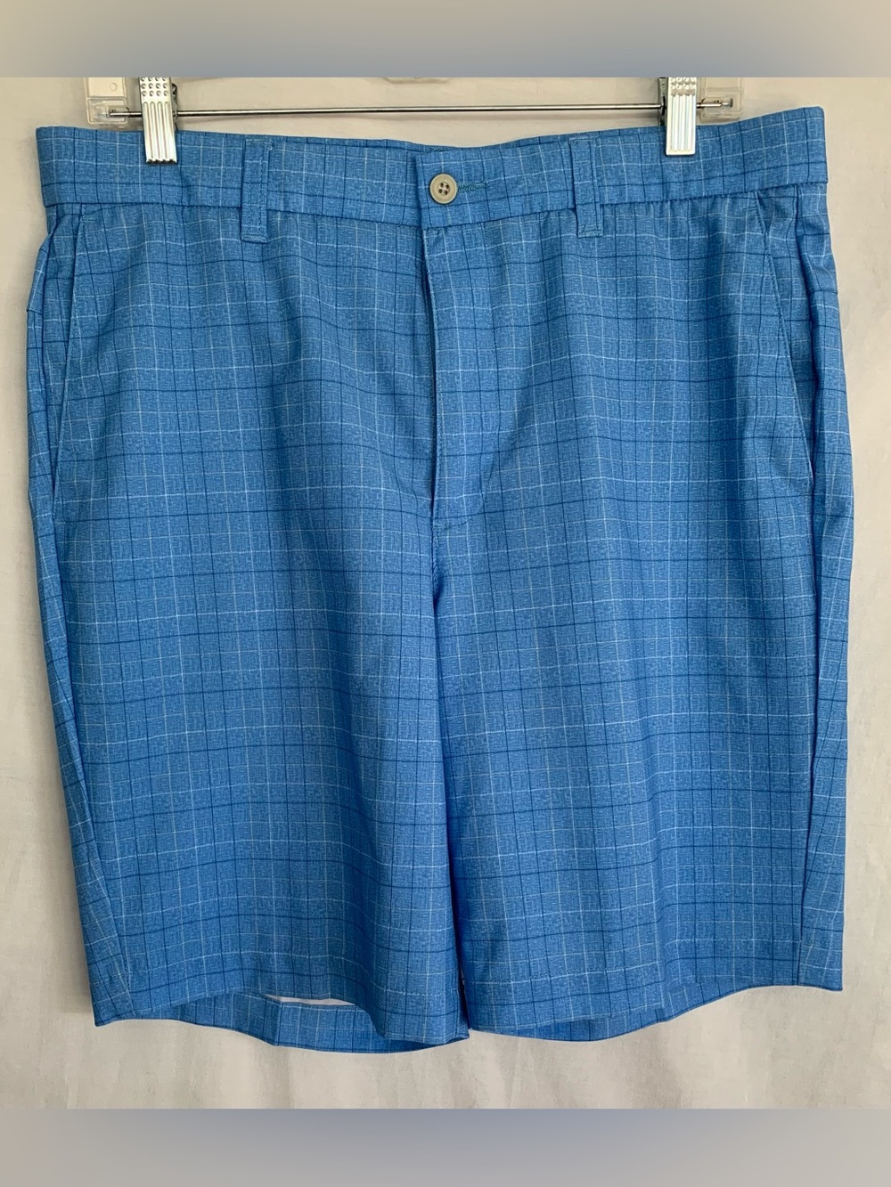 PGA Tour Men’s Light Blue Windowpane Golf Shorts